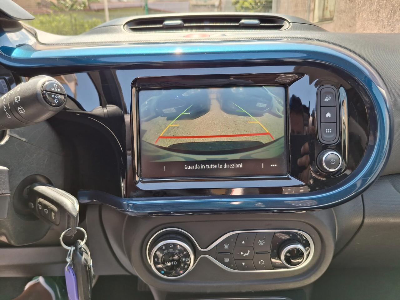Renault Twingo TCe 95 CV EDC Signature