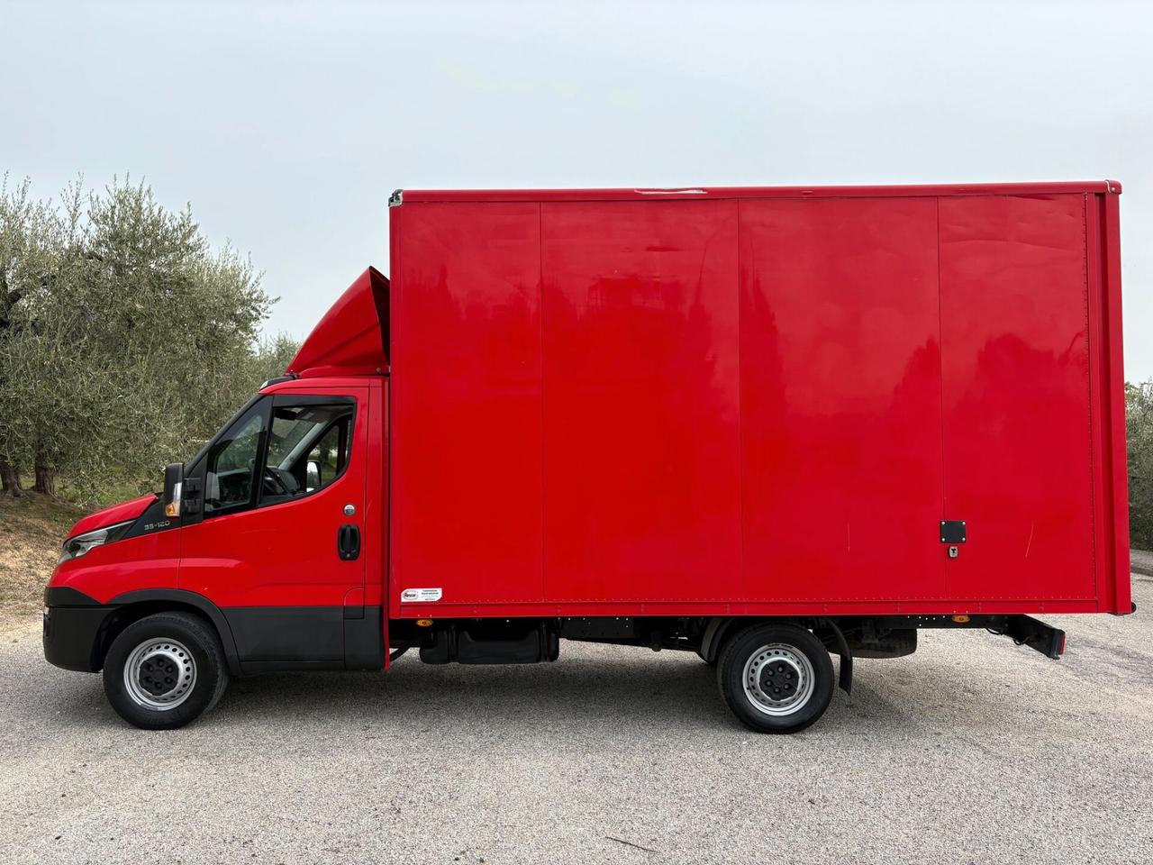 IVECO Daily 35S14NA8 3.0Nat. Pow. Hi-Matic - 2019
