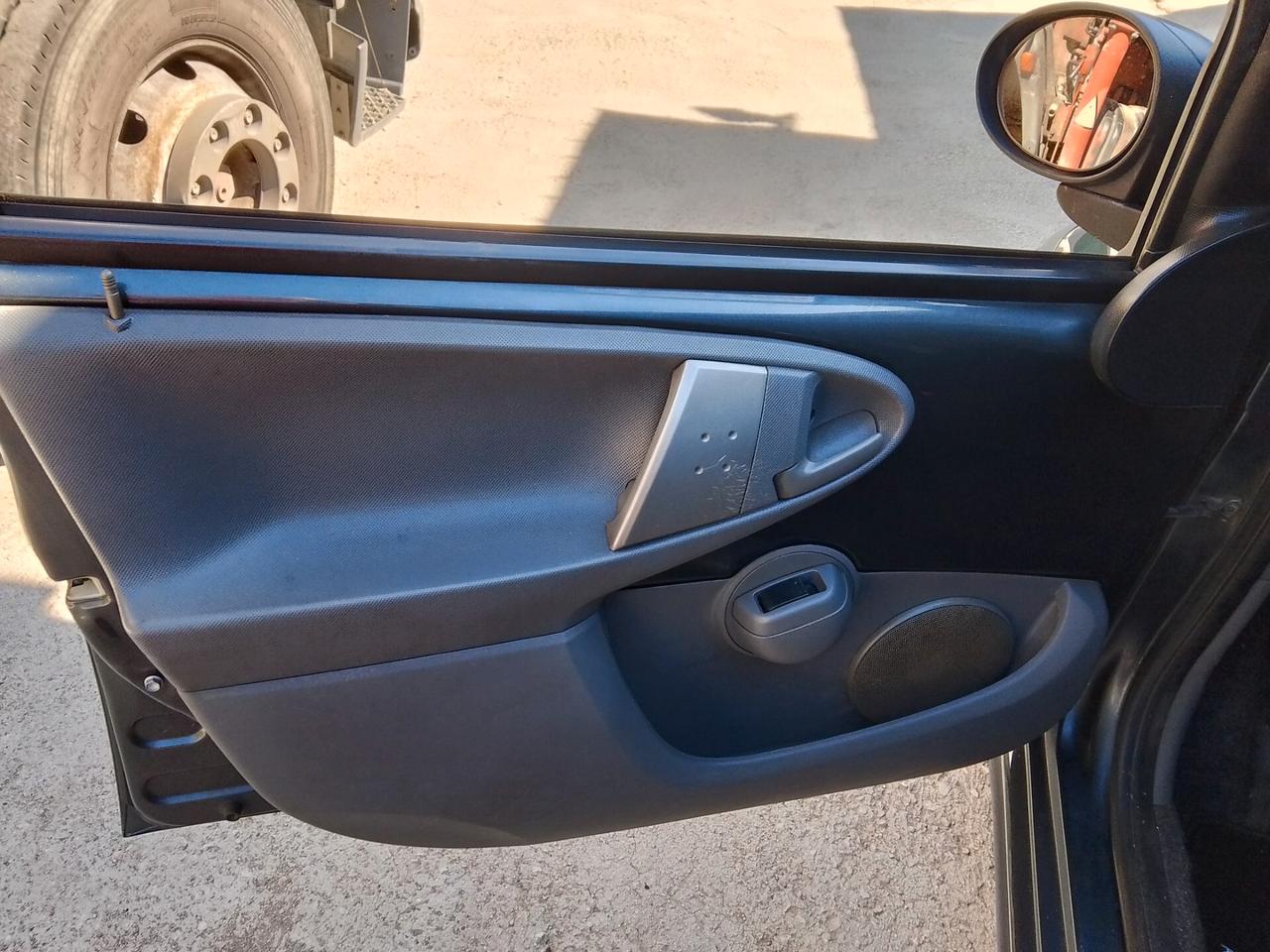 Toyota Aygo 1.0 12V VVT-i 5 porte