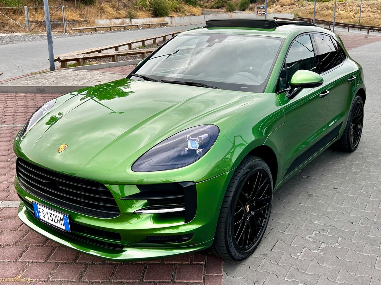 Porsche Macan 2.0 BENZINA 245CV PYTHON GREEN (GTS COLOR)