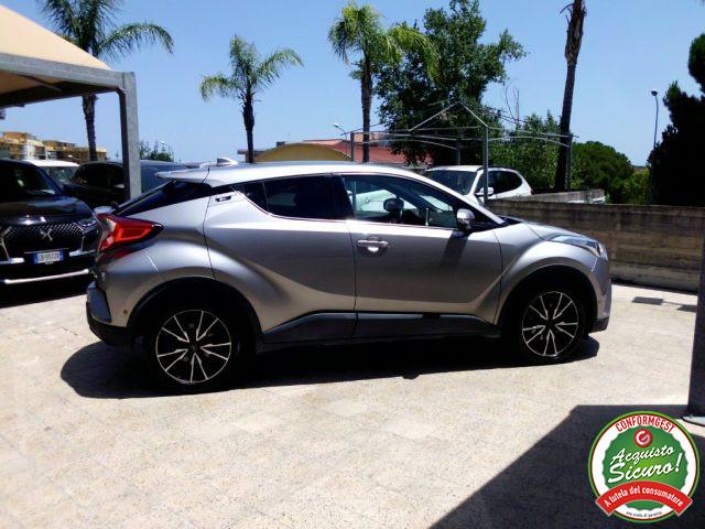 TOYOTA C-HR 1.2 Turbo CVT 4WD Style