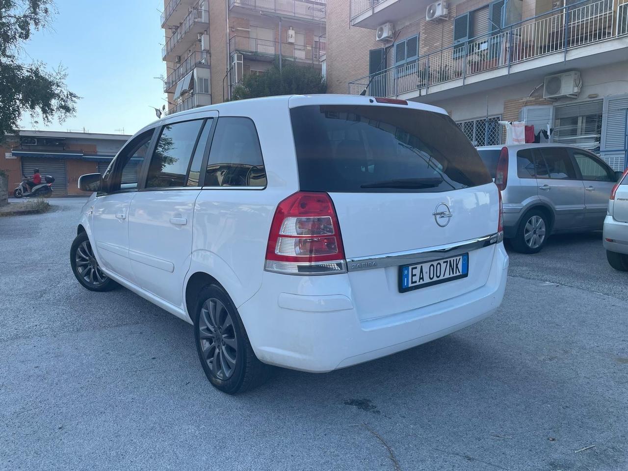 Opel Zafira 1.8 16V GPL-TECH Edition 7 posti