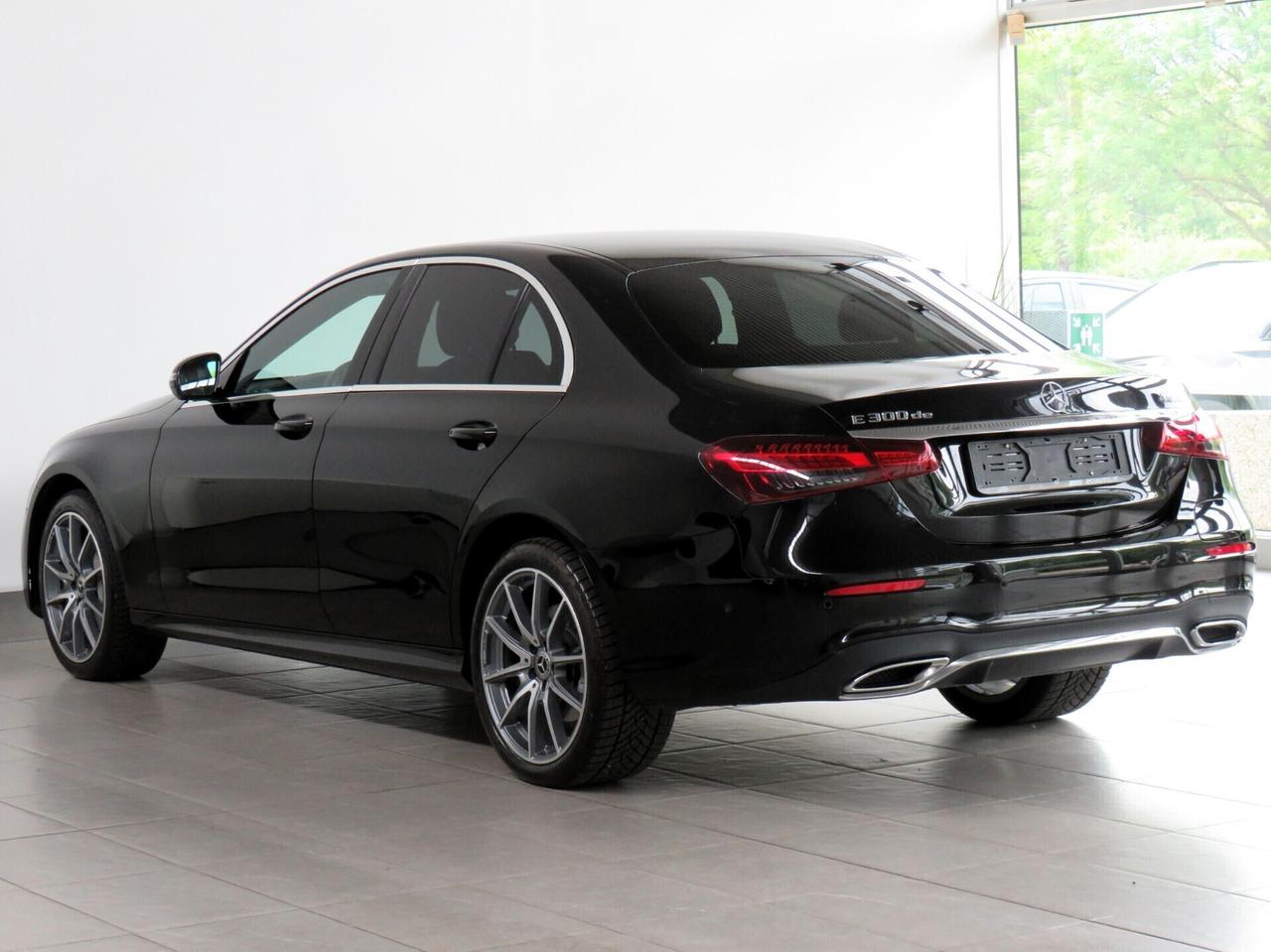 Mercedes-Benz Classe E 300 de EQ-Power AMG Premium 4MATIC – Plug-in Hybrid Diesel