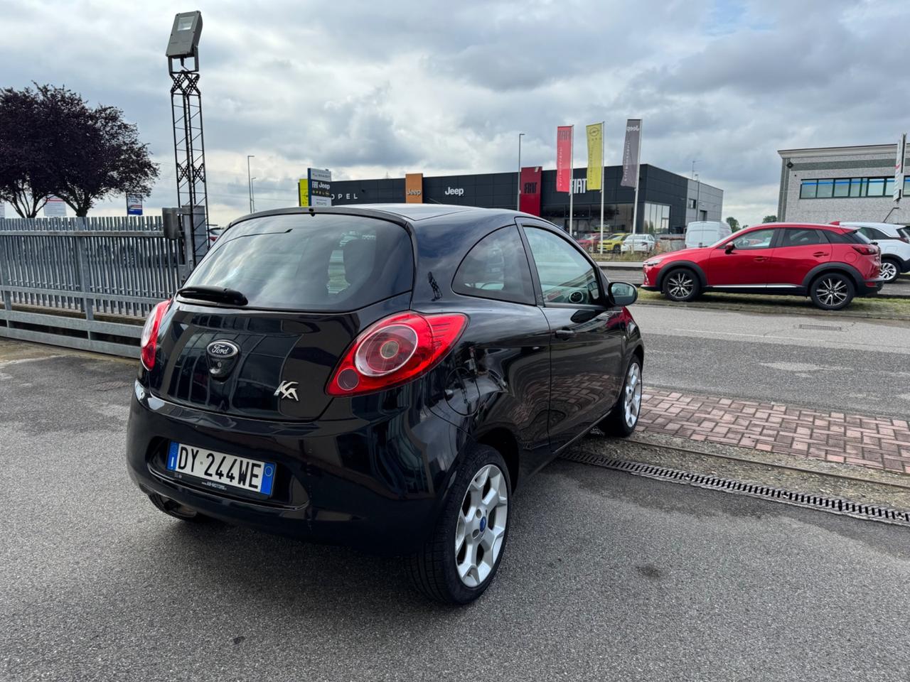 Ford Ka 1.2 8V 69CV Titanium Ok Neopatentati