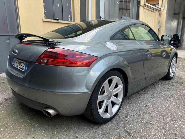 AUDI TT Coupé 3.2 V6 quattro