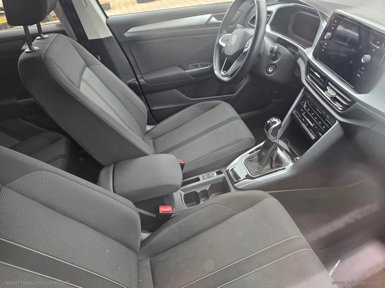 VOLKSWAGEN T-Roc 2.0TDI LED PARK ASSIST ACC