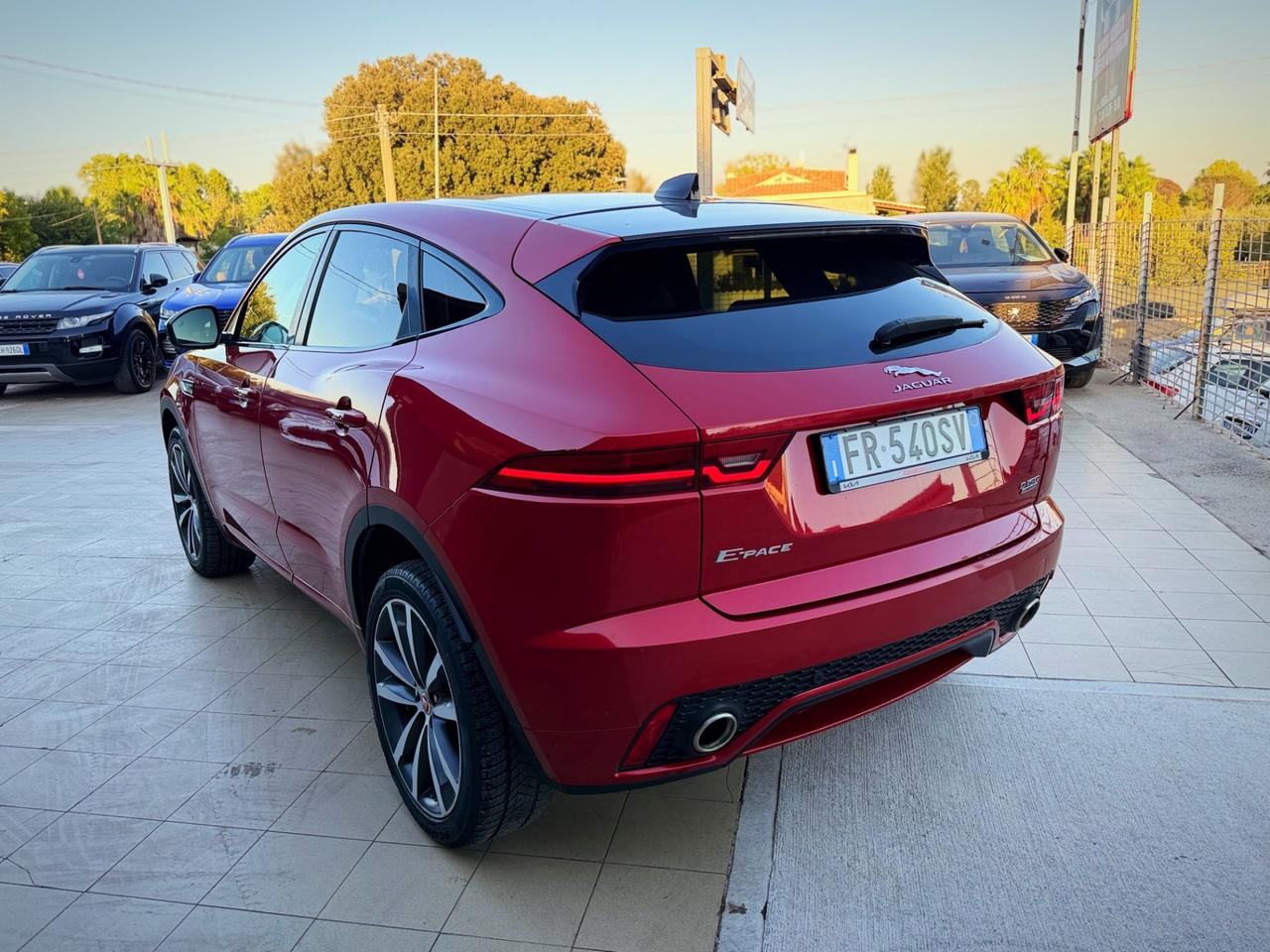 Jaguar E-Pace 2.0D 150 CV AWD aut. R-Dynamic HSE