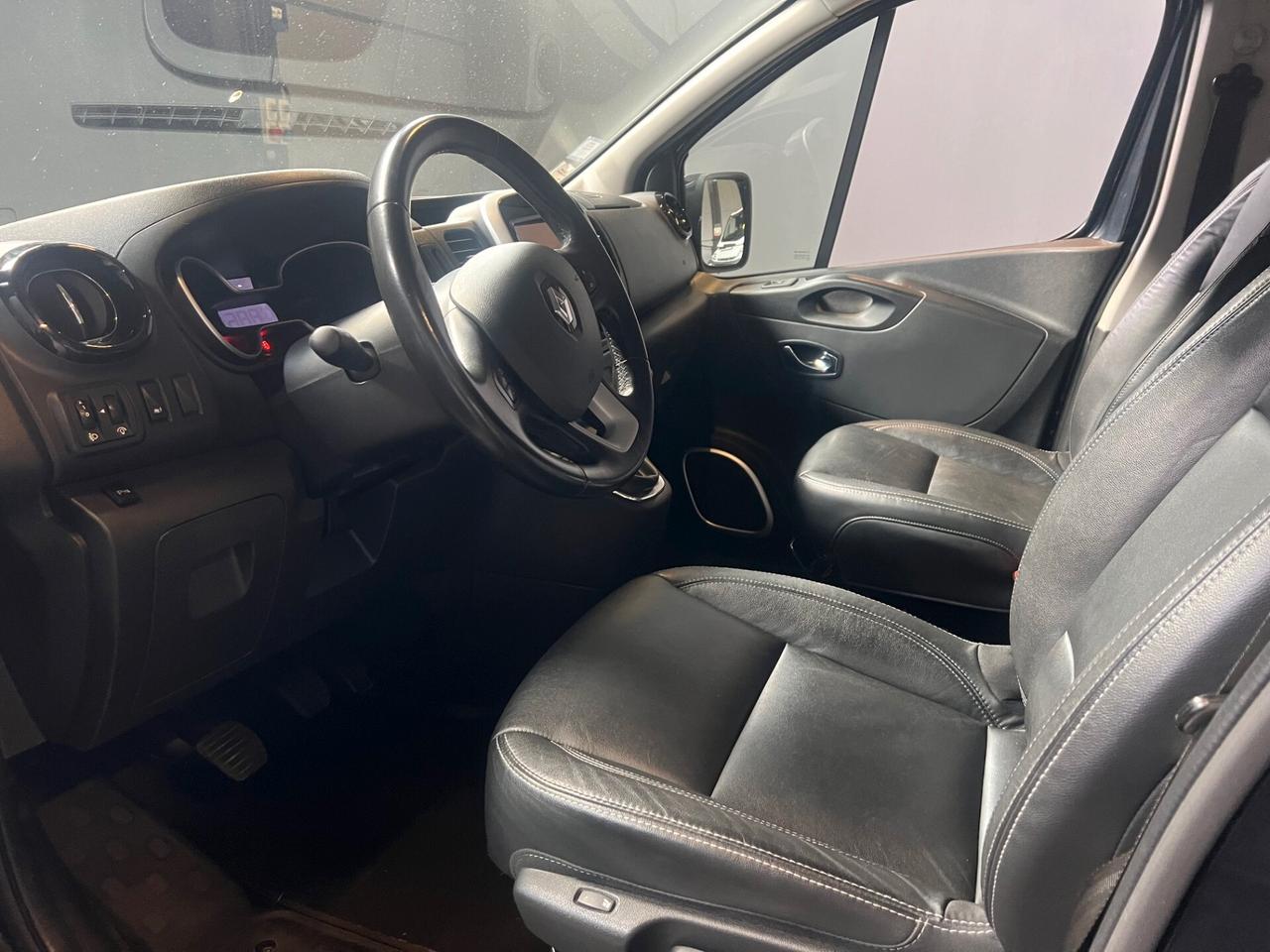Renault Trafic INTERNI IN PELLE