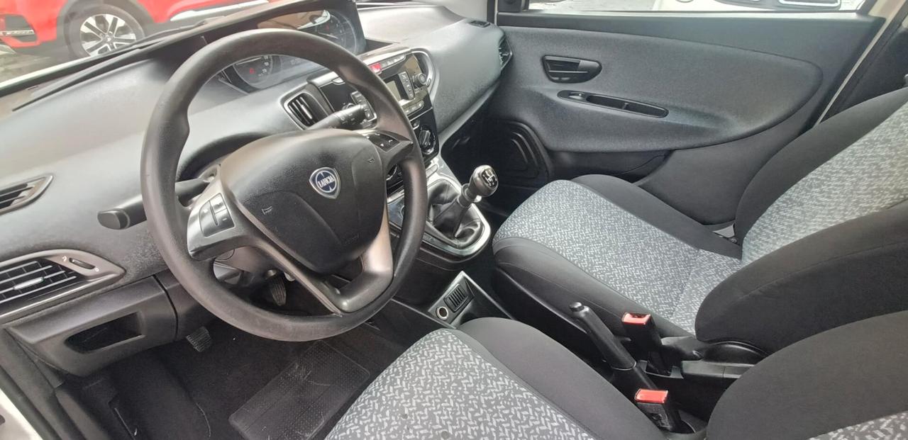 Lancia Ypsilon 1.2 69 CV 5 porte S&S Elefantino Blu