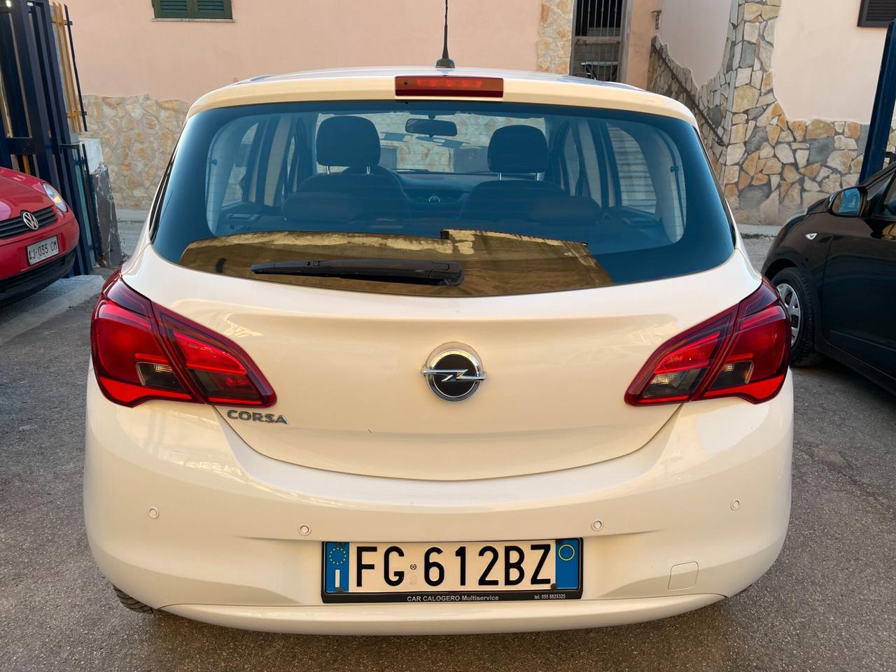 Opel Corsa 1.4 90CV GPL Tech 5 porte