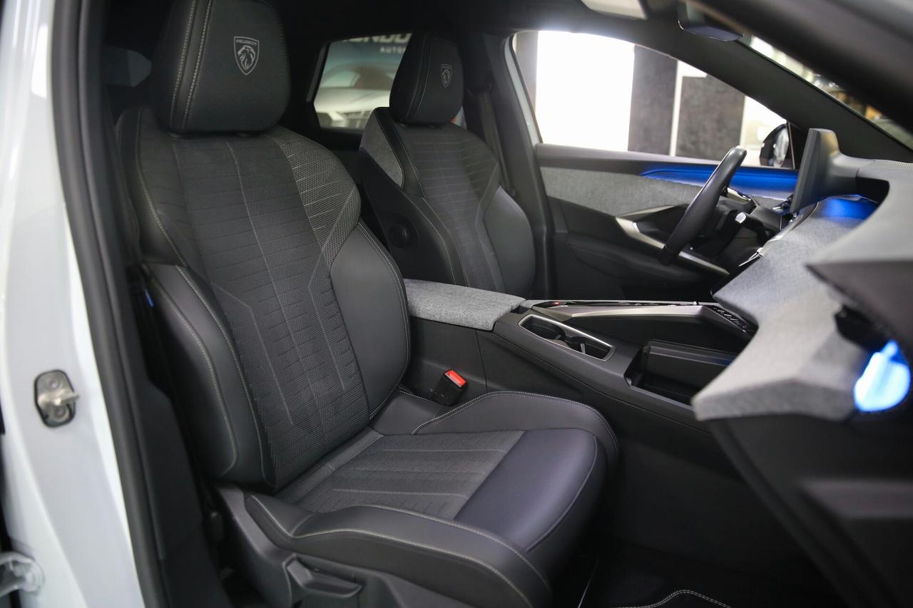 Peugeot 3008 Hybrid 145 cv e-DCS6 GT