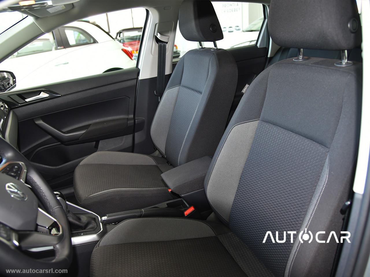 VOLKSWAGEN Polo 1.0 TSI Life DSG