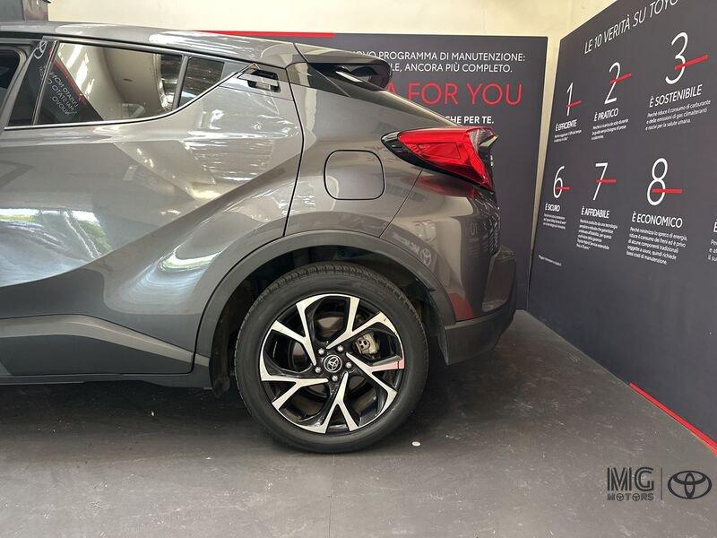 Toyota C-HR 1.8 Hybrid E-CVT Trend