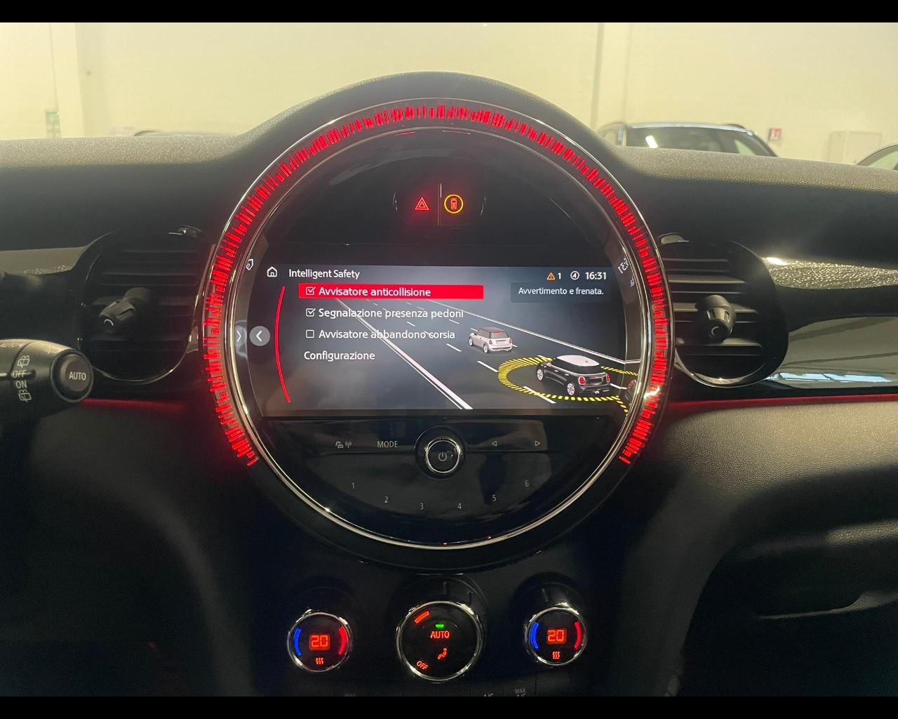 MINI Mini 5 porte (F55) - Mini 1.5 Cooper Yours 5 porte