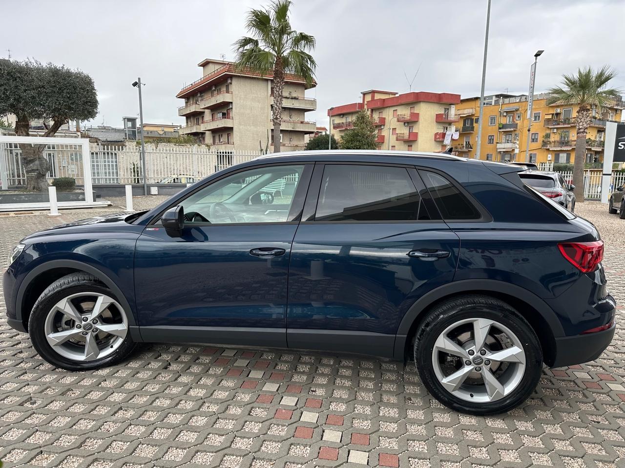 Audi Q3 35 TDI quattro Business Advanced