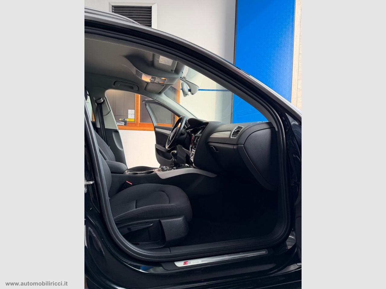 AUDI A4 Avant 2.0 TDI clean diesel S-LINE