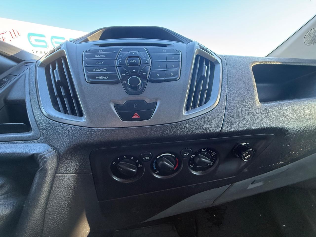 Ford Transit Custom 250 2.2 TDCi PC Furgone Entry