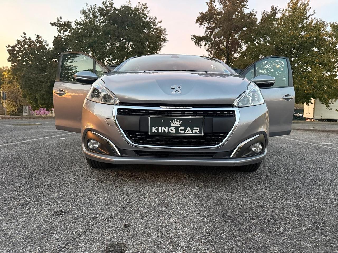 Peugeot 208 PureTech 82 Stop&Start 5 porte Signature