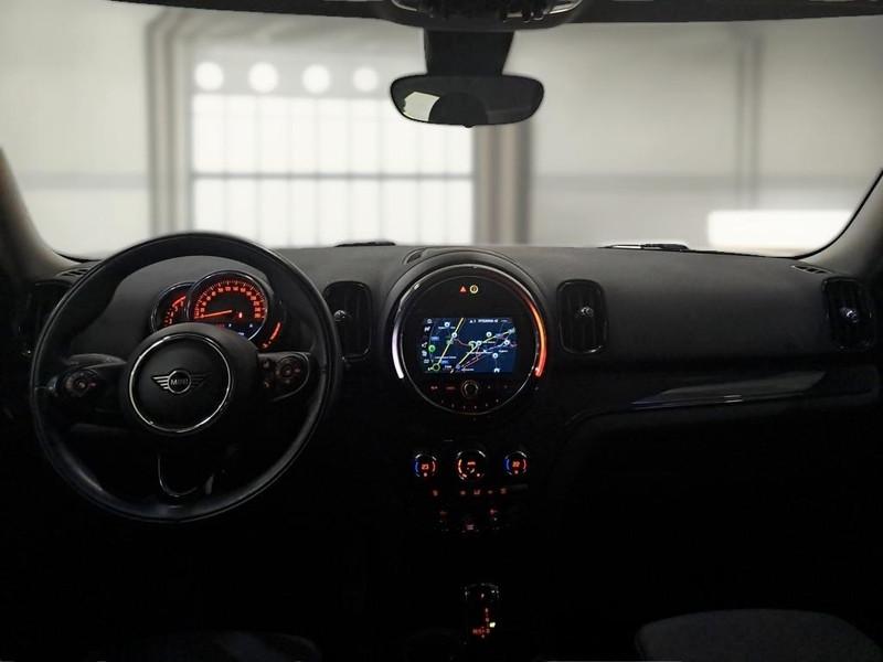 MINI COOPER D COUNTRYMAN BUSINESS AUTOMATICA 5 PORTE BERLINA