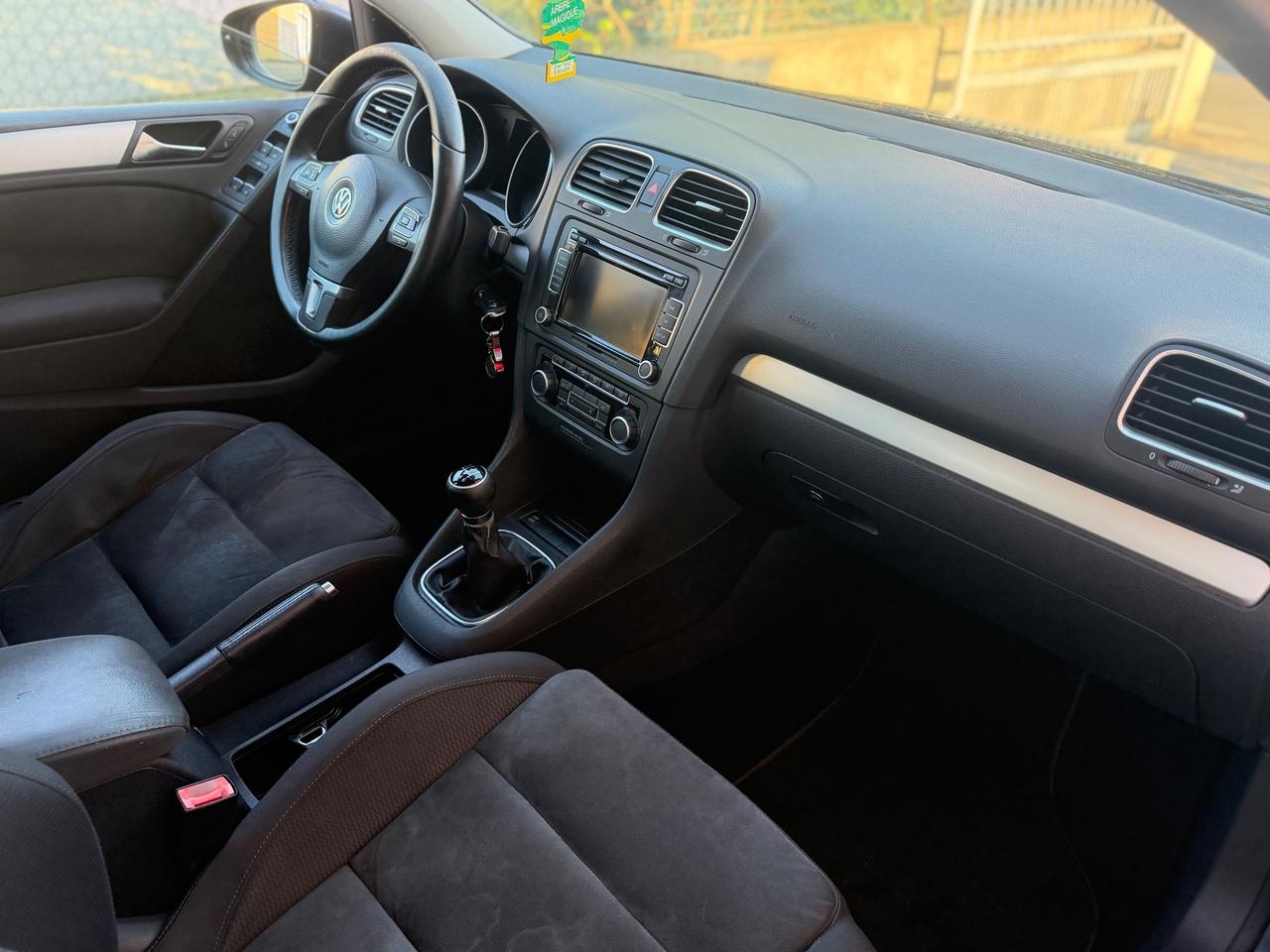 Volkswagen Golf 1.4 TSI 122CV 5p. Neopatentati