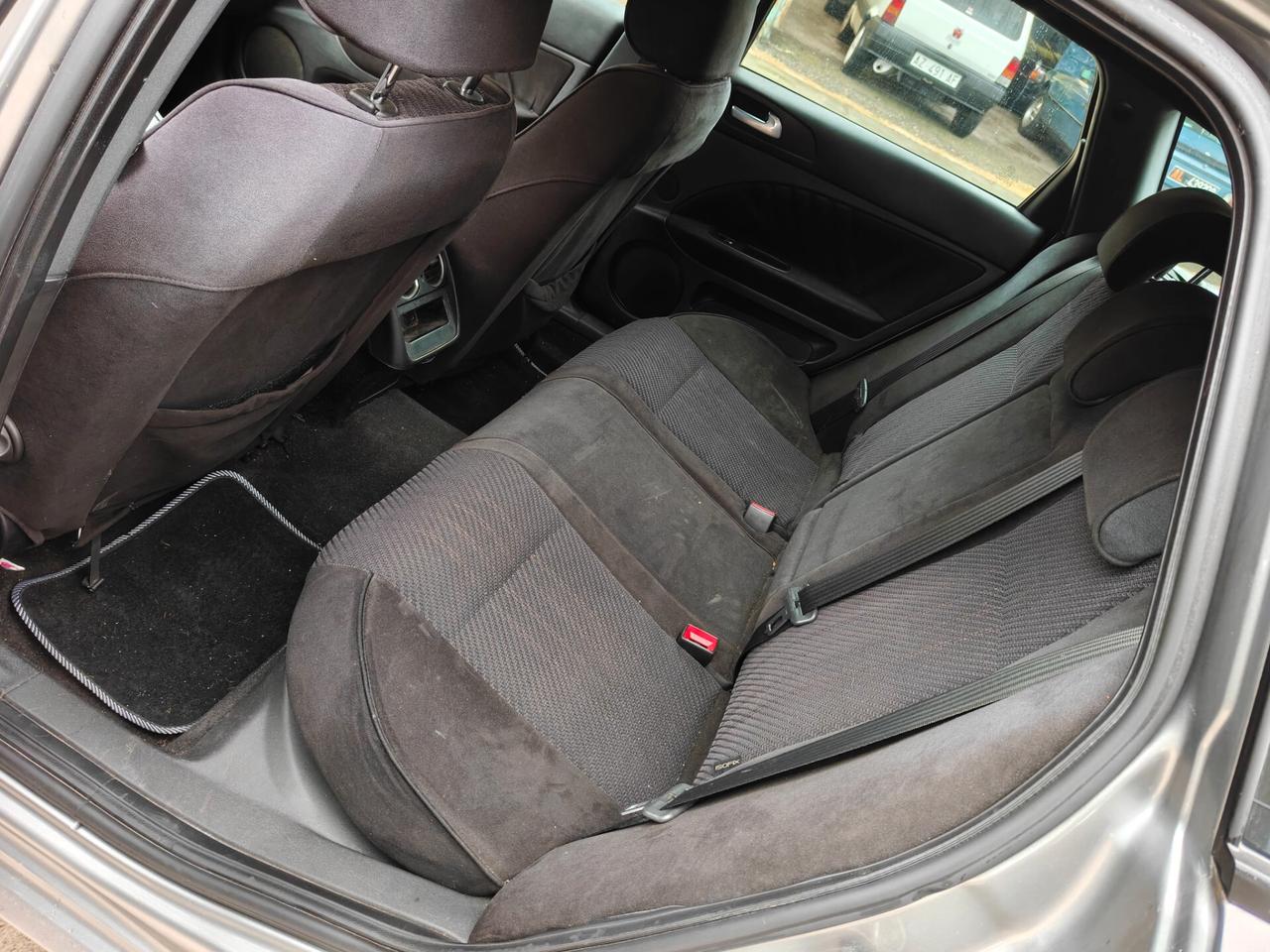 Alfa Romeo 159 1.9 JTDm 16V Sportwagon