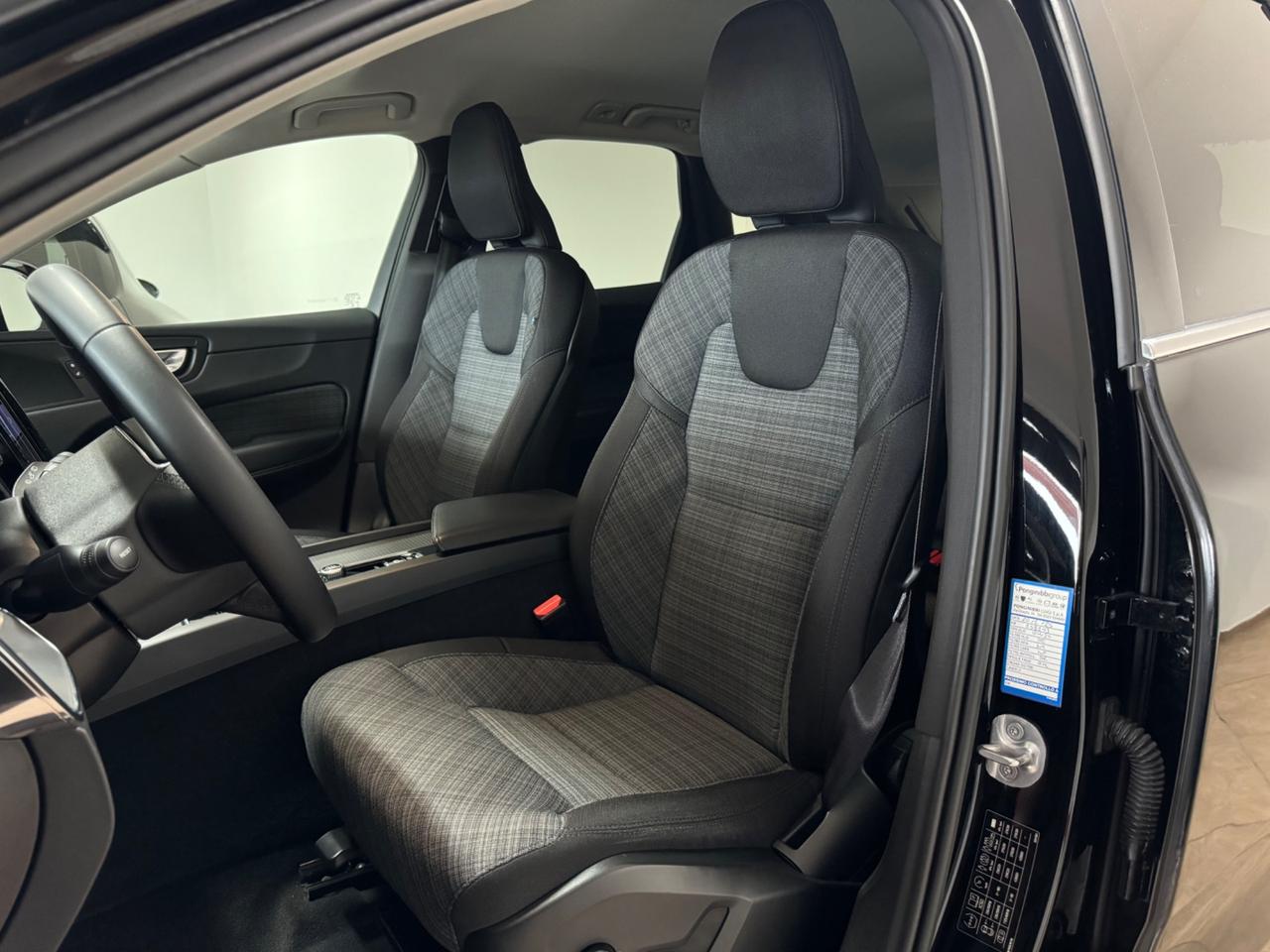 Volvo XC 60 XC60 B5 (d) AWD automatico Core