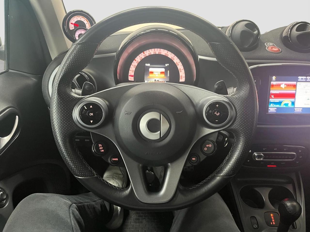 Smart ForTwo 1.0 benzina twinamic 71 cv Passion tetto 2019