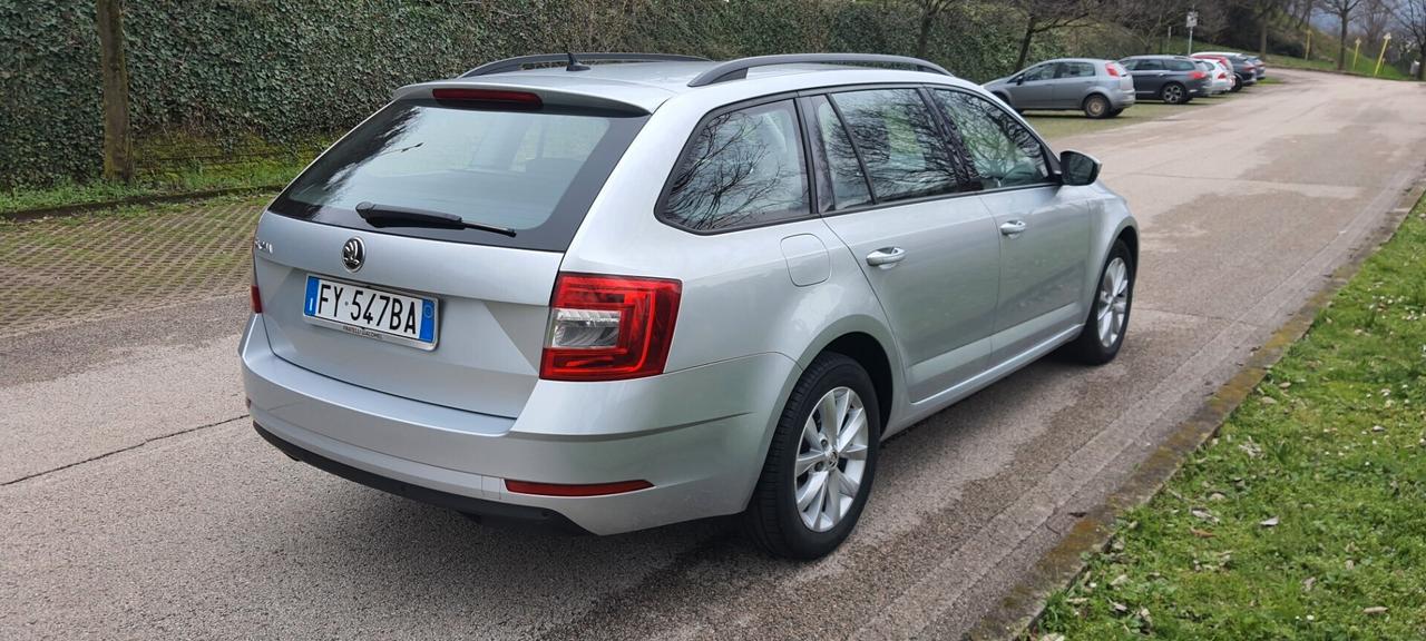 Skoda Octavia 1.6 TDI SCR 115 CV Executive