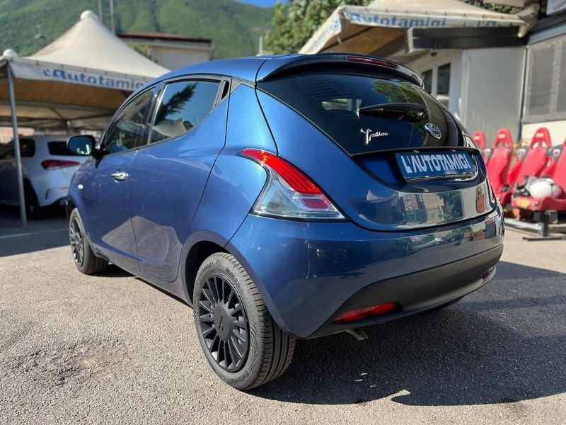 Lancia Ypsilon Ypsilon 1.0 FireFly 5 porte S&S Hybrid Ecochic A. Ferretti