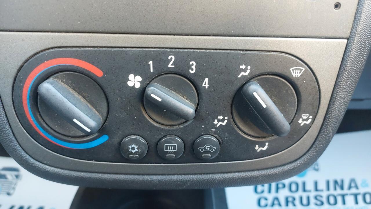 Opel Corsa COSMO 1.3 CDTi 70CV COME NUOVA