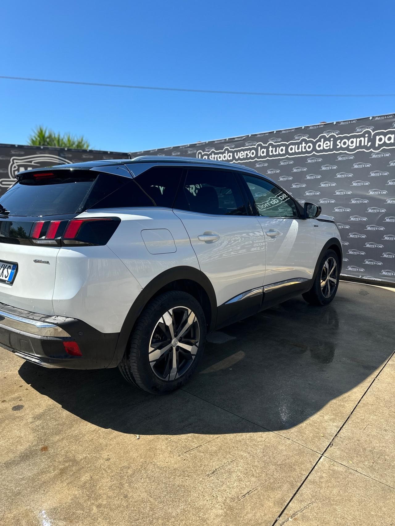 PEUGEOT 3008 (anno 2019)CAMBIO AUTOMATICO
