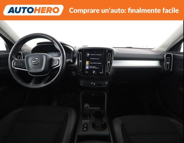 VOLVO XC40 D4 AWD Geartronic Momentum