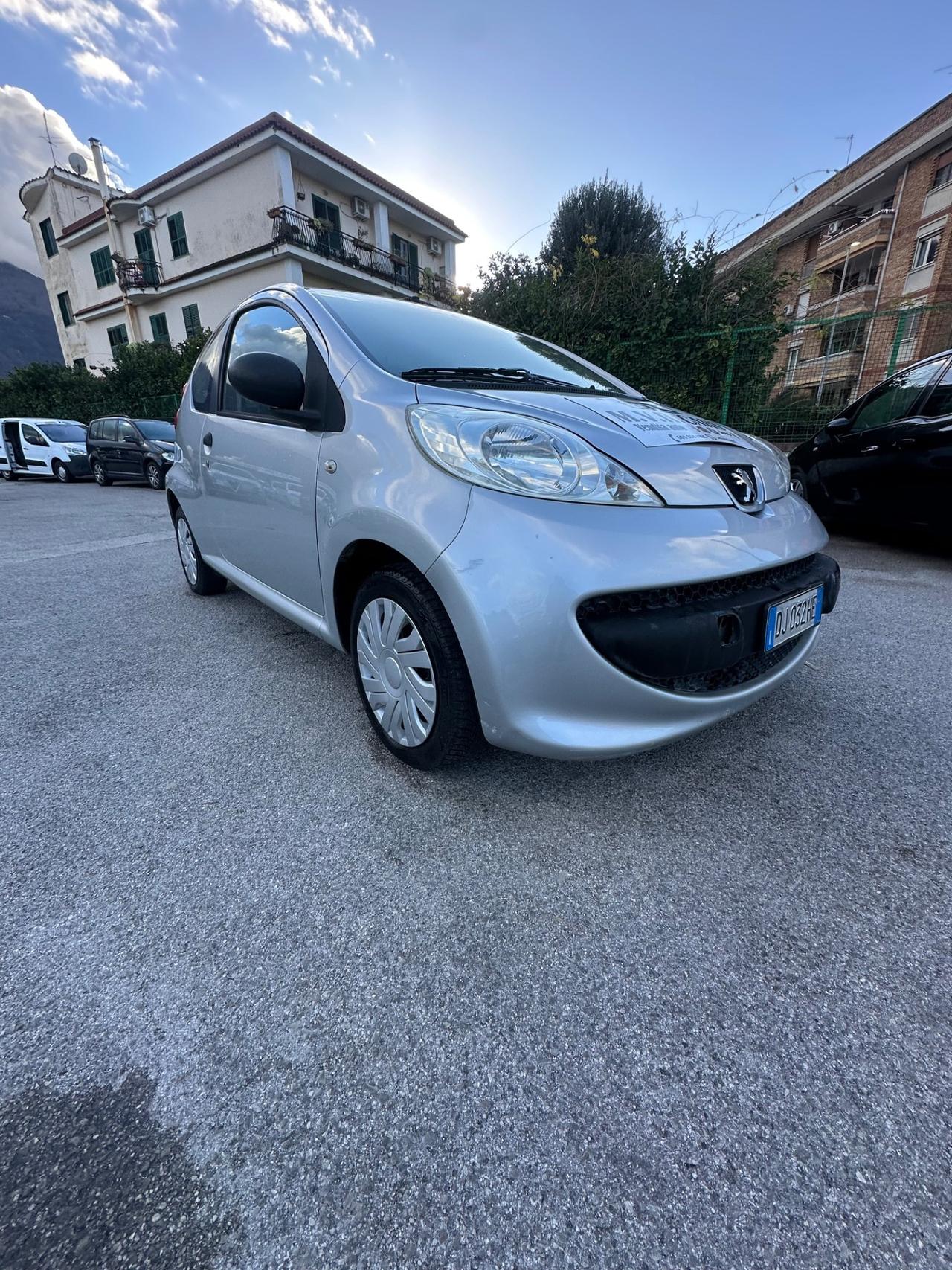 Peugeot 107 1.0 68CV 3p. Desir