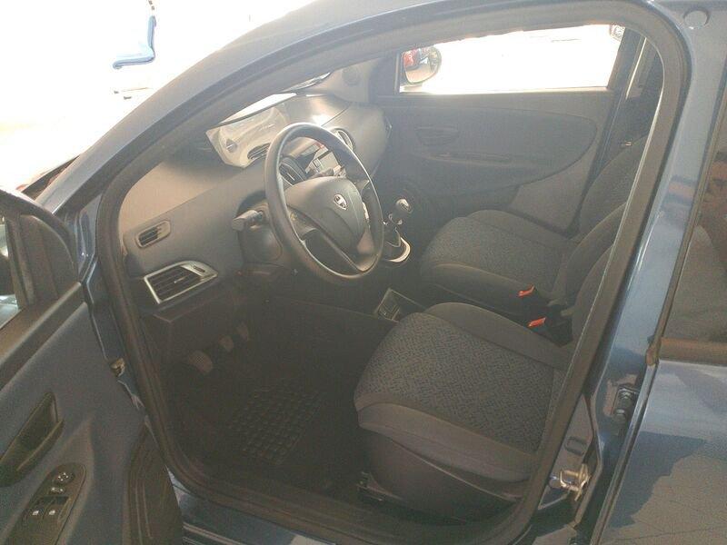 Lancia Ypsilon 3ª serie 1.0 FireFly 5 porte S&S Hybrid Oro