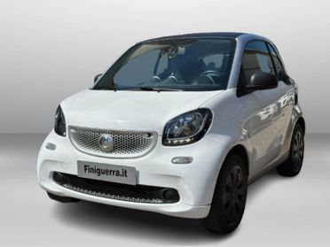 smart fortwo 70 1.0 Automatic Youngster Pelle - Navi