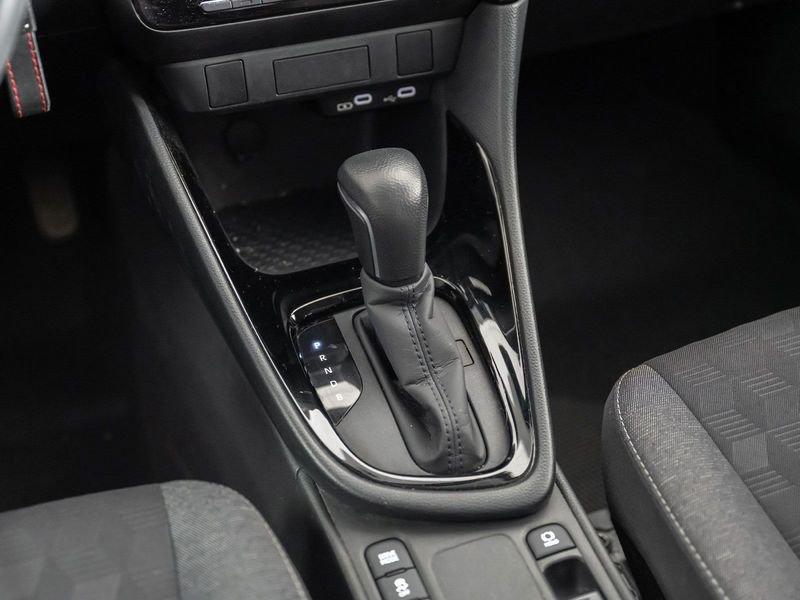 Toyota Yaris Hybrid Trend MY24