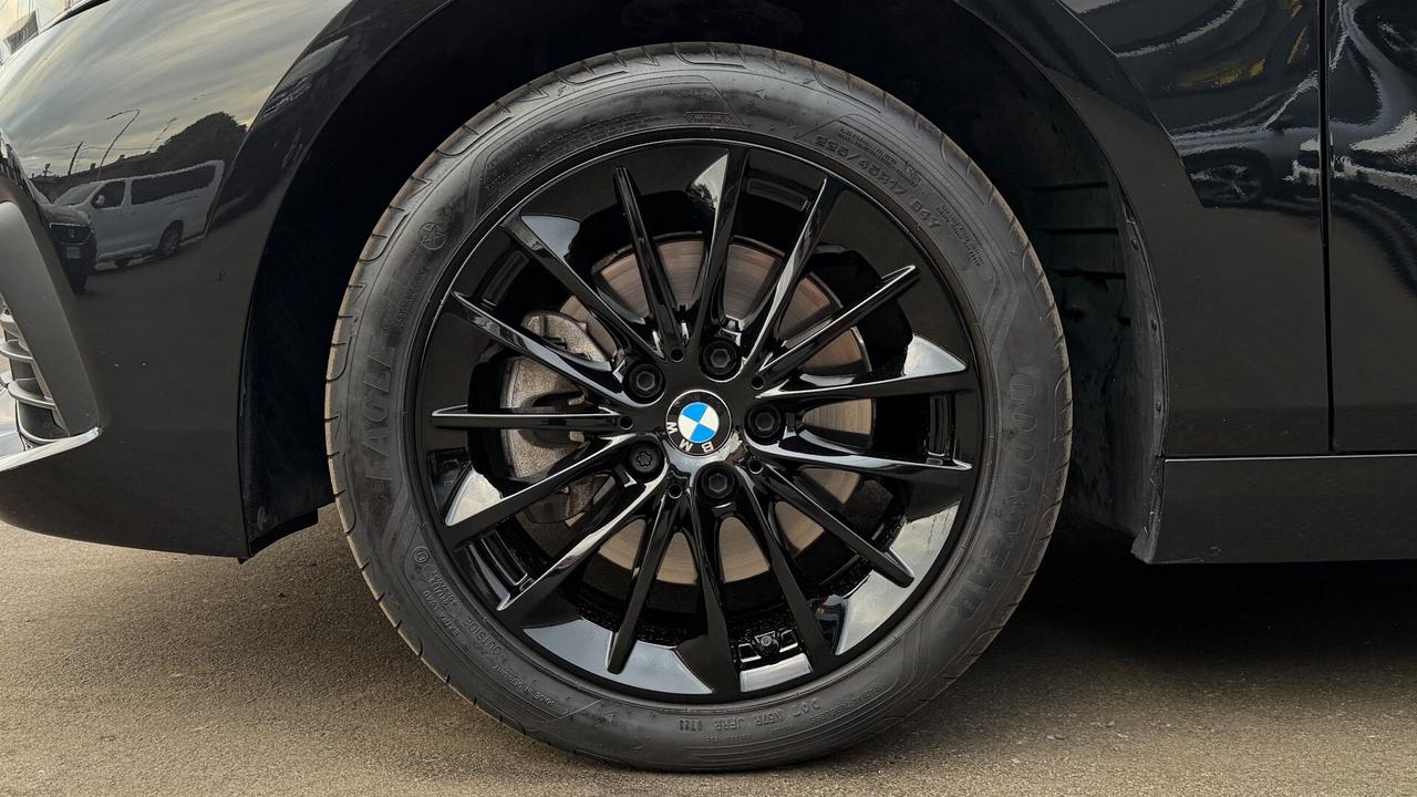 BMW 116D 1.5 BUSINESS ADVANTAGE AT7 116 CV - VIRTUAL COCKPIT, CARPLAY, NEOPATENTATI