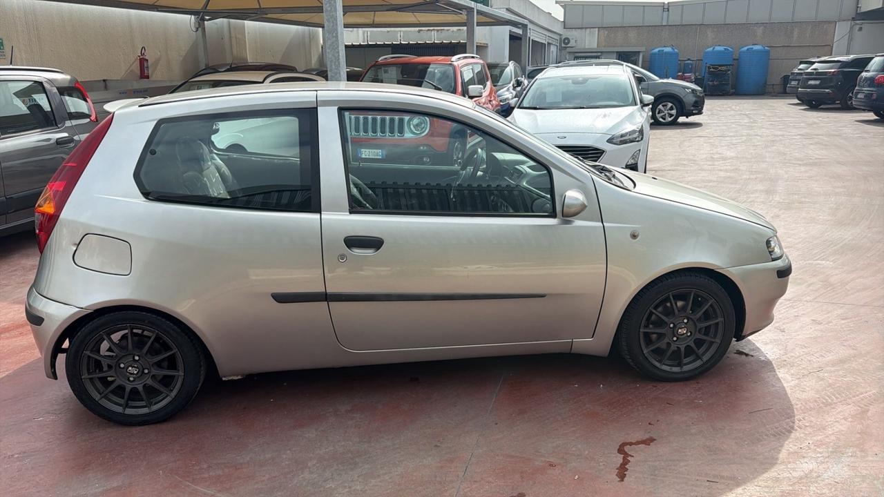 Fiat Punto 1.8 16V 3 porte HGT