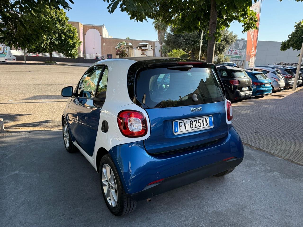 Smart ForTwo KM. 44.000! 70 1.0 Youngster