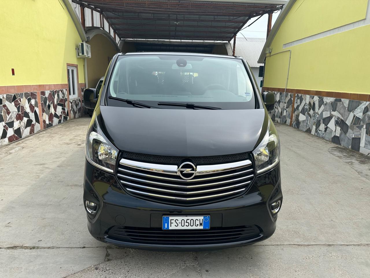 Opel Vivaro 1.6 BiTurbo 9 Posti Trasporto Disabili -2018