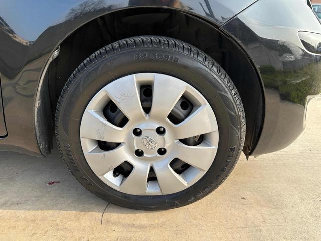 TOYOTA Yaris 1.0 3 porte OK NEPATENTATI BLUETHOOT