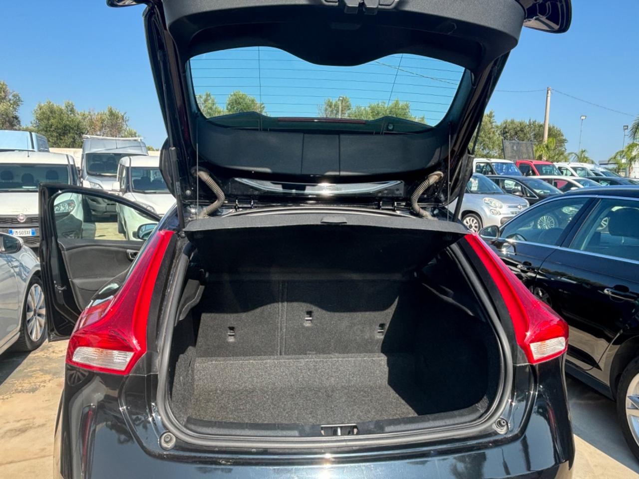 Volvo V40 D2 Geartronic Momentum -2018 -2.0