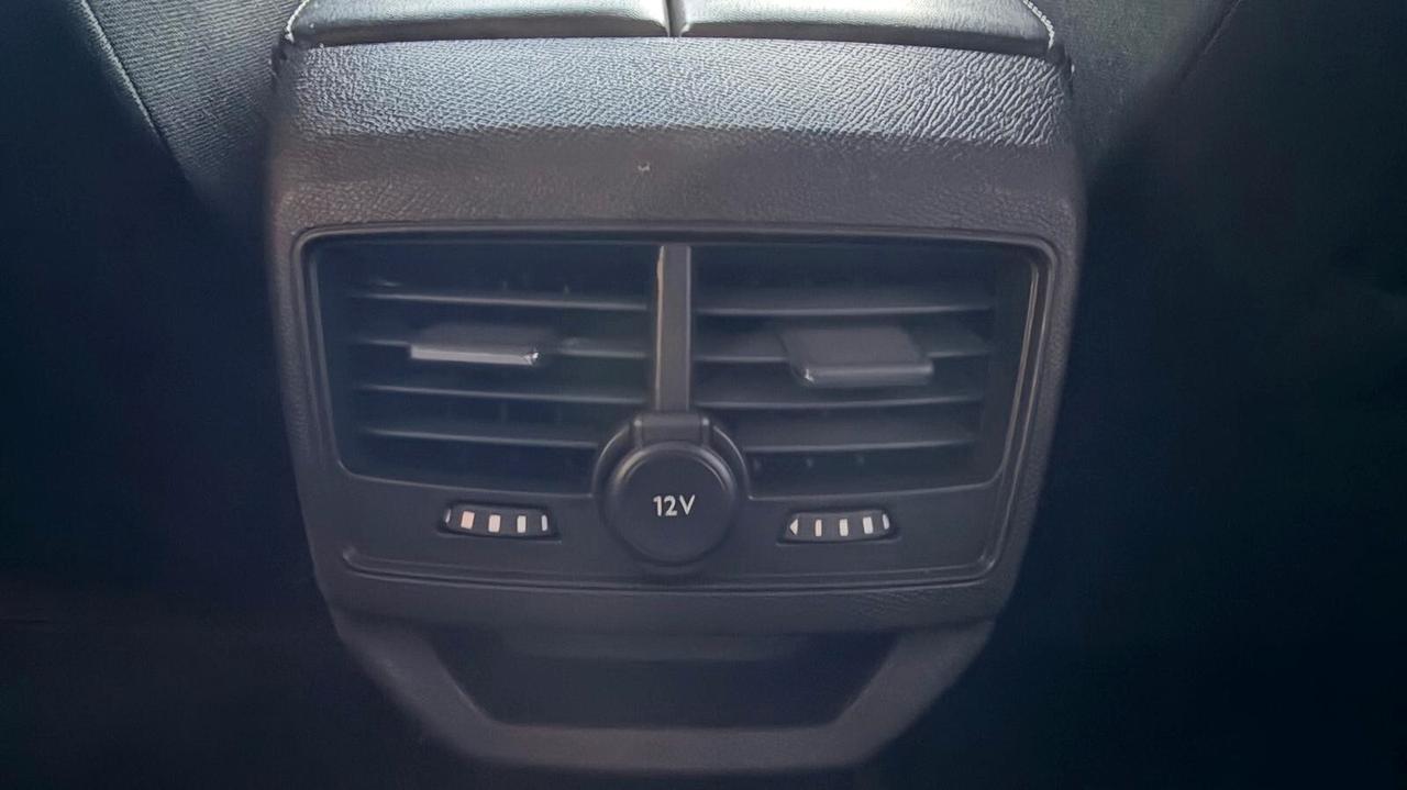 PEUGEOT 3008 1.5 BLUEHDI ALLURE 131CV - FULL LED,