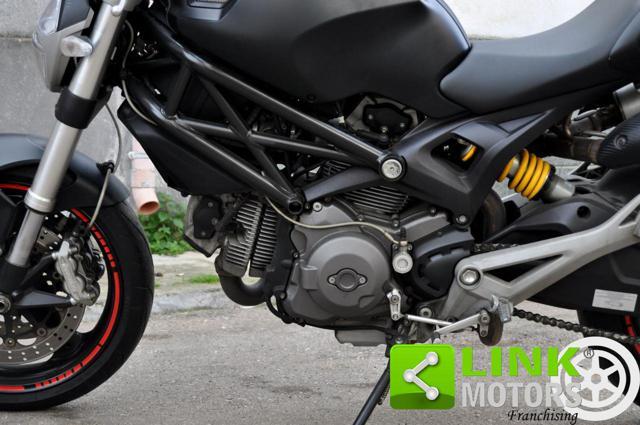 DUCATI Monster 696 696+