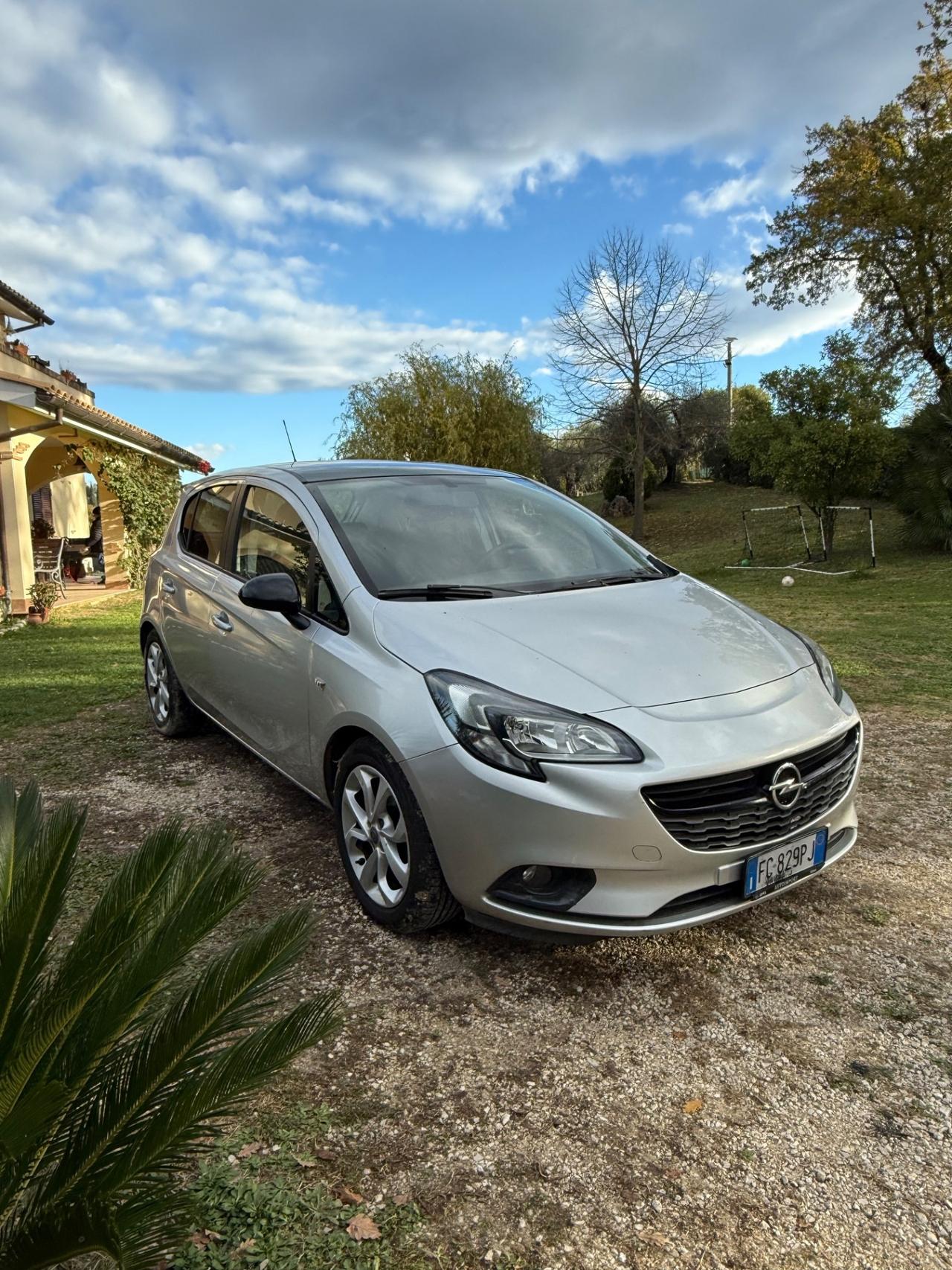 Opel Corsa 1.4 90CV GPL Tech 5 porte Innovation