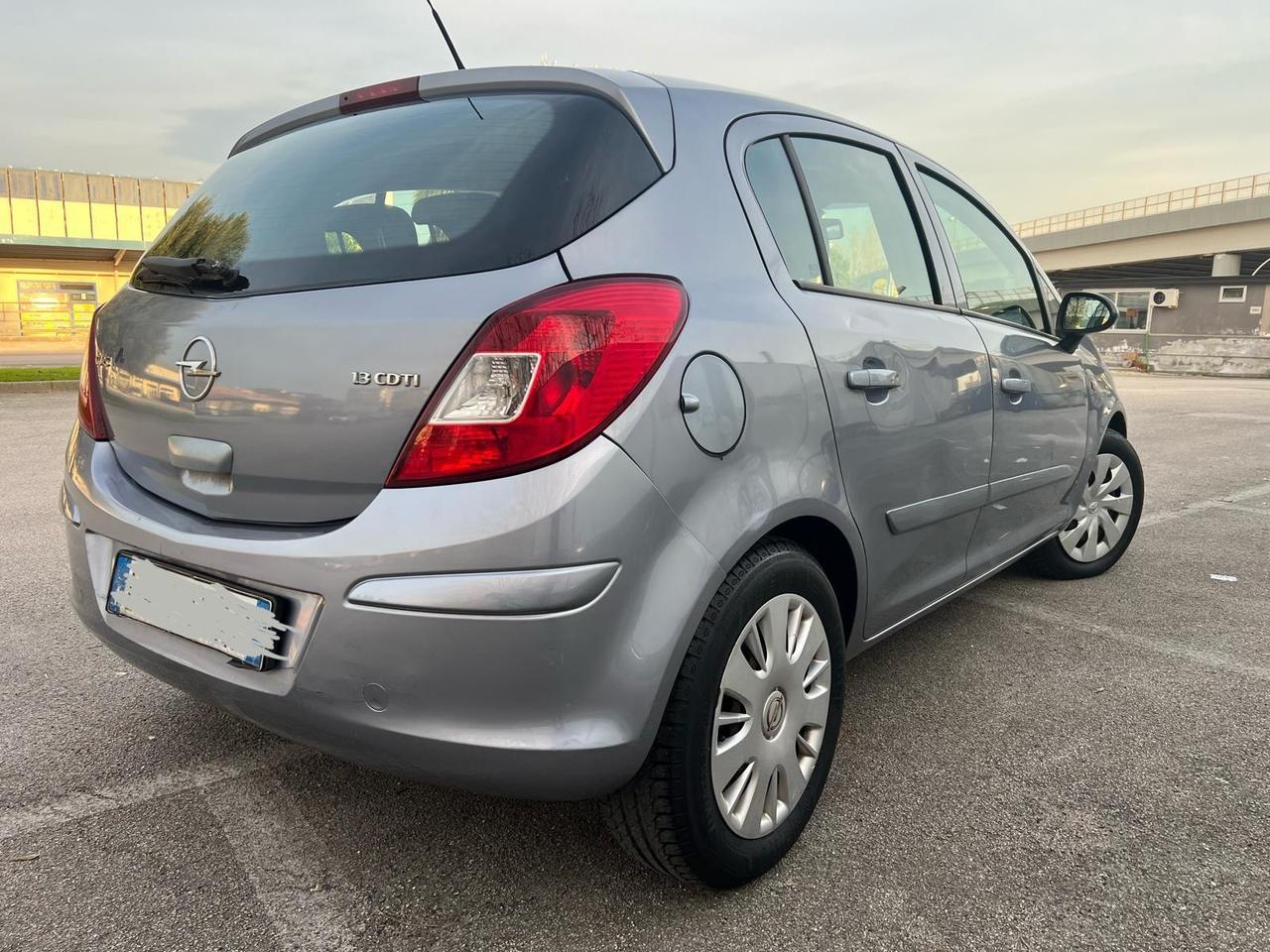 Opel corsa 1.3 multijet anno 2008