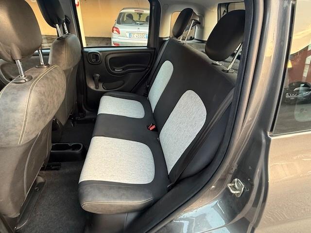 Fiat Panda 1.0 FireFly S&S Hybrid City Cross