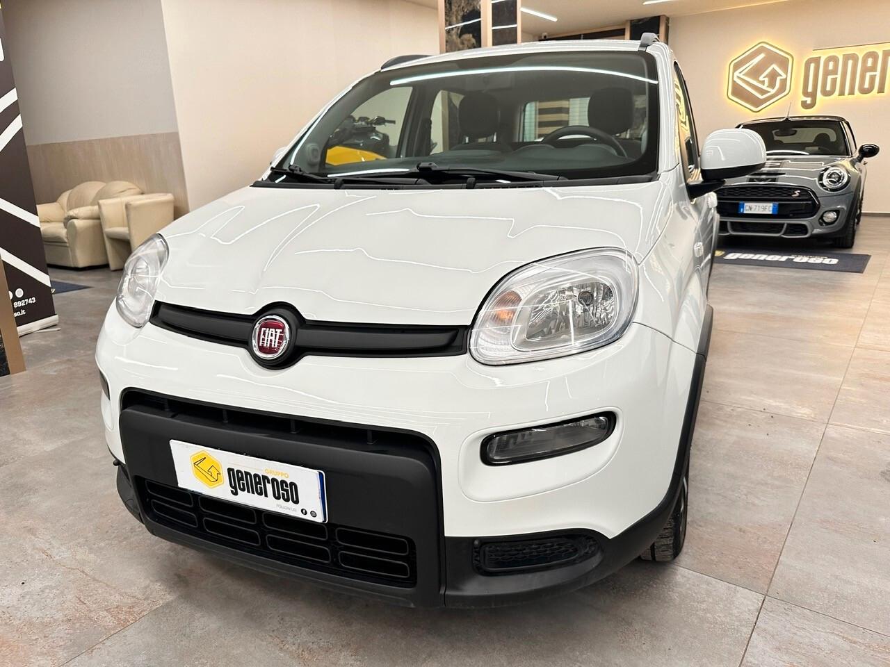 Fiat Panda 1.0 70 CV S&S Hybrid City Cross 2021