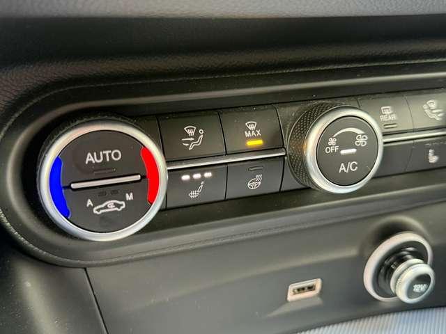 Alfa Romeo Stelvio KM ZERO 2.2 t Intensa Q4 210cv auto PROMO FIN