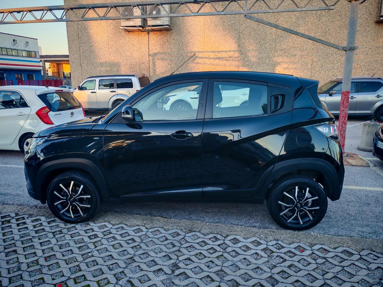 Mahindra KUV100 1.2 VVT K8 GPL